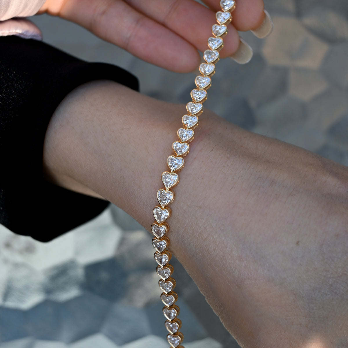 9.5ct Heart Tennis Bracelet in Bezel Setting